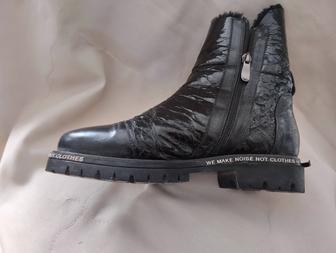 Продам ботинки