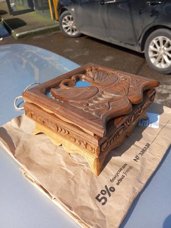 Продам Шкатулку (ларец)Ручная работа, Дерево орех