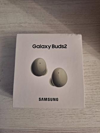 Продам беспроводные наушники Samsung Galaxy Buds2