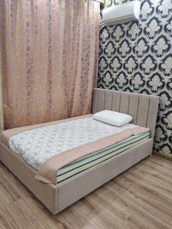 Кровать 2х.спал 140 на 210 бу