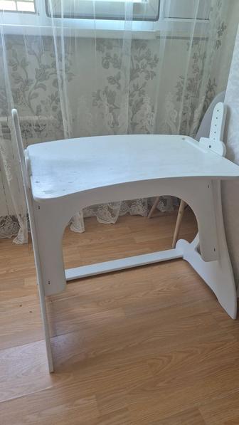 Продам растущий стул стол