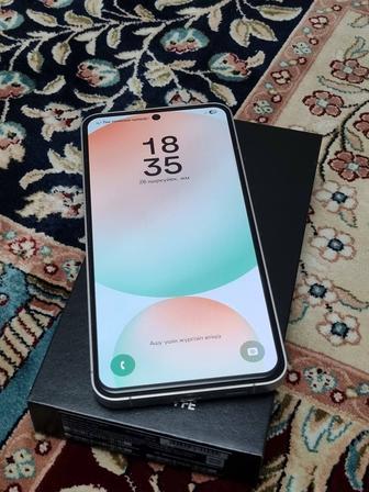 Samsung S24FE