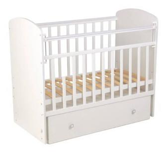 Кроватка детская белая