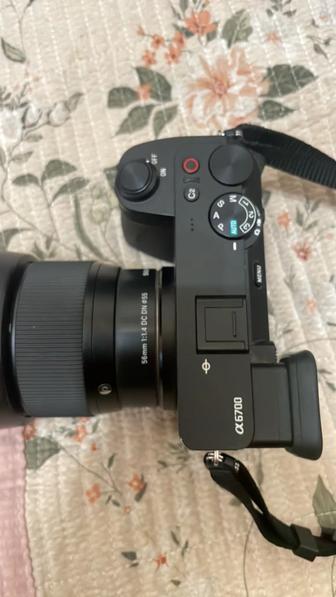 Sony A6700