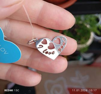 Продам серебряные подвески