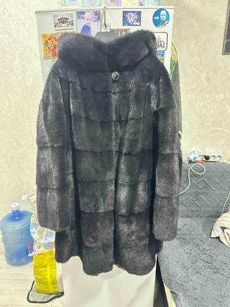 Норковая шуба, новая, с капюшоном