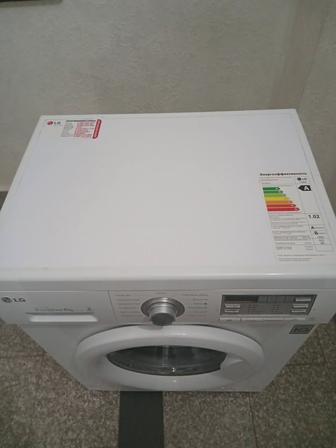 Продам стиральная машина LG 5.5 кг