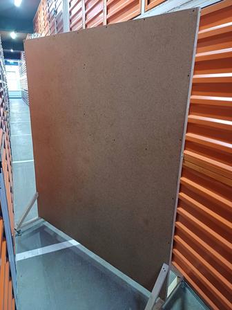 Мобильный выдвижной фон / задник для фото и видео (на колесах)