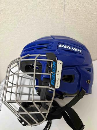 Продам хоккейный шлем Bauer размер S