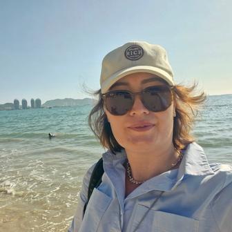 Няня, помощница