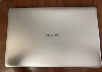 Ноутбук Asus