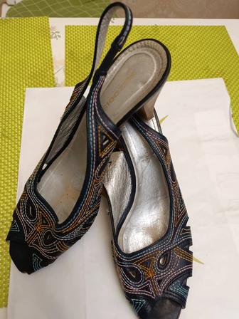 Летние босоножки