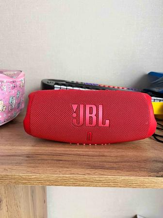 Продам jbl charge 5
