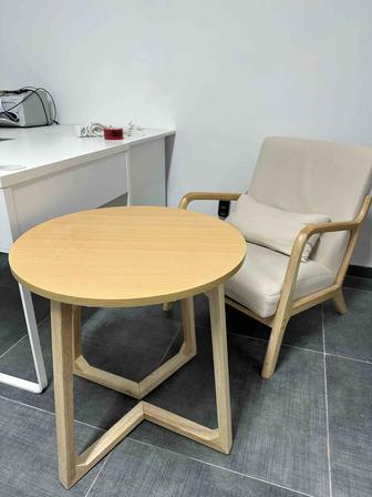 Продам кресло и стол