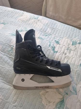 Продам коньки мужские NORDWAY
