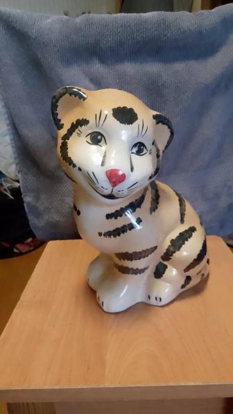 Продам Керамическая фигурка -копилка котик25