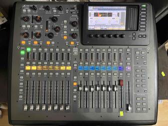 Цифровой микшерный пульт Behringer x32 compact