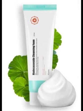 Пенка для умывания APIEU Madecassoside Cleansing Foam. Корея,130мл.