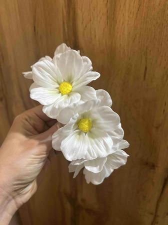 Ободок из ромашек