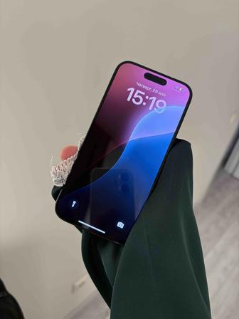 Продам iPhone 15 pro 128 gb
