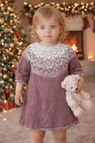 Вязаное платье ручной работы