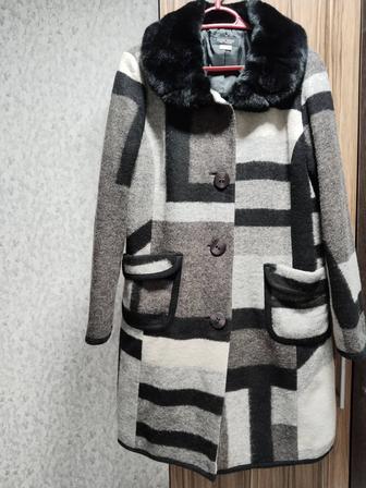 Женское пальто