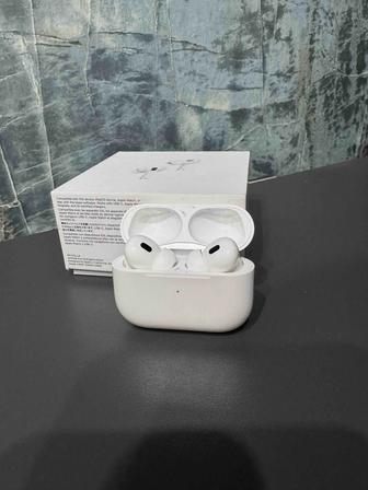 Продам Наушники Apple AirPods Pro 2 with Type-C/Wireless Charging белый.