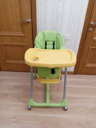 Продам стульчик для кормления Peg perego итальянского бренда.