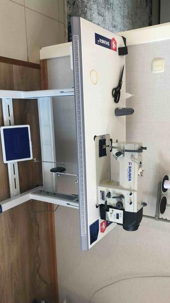 Продам швейную машинку Shunfa SF20U-53D