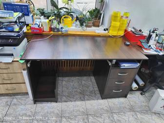 Продам офисный стол