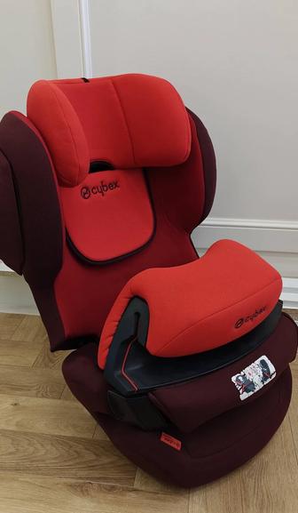 Продам автокресло Cybex