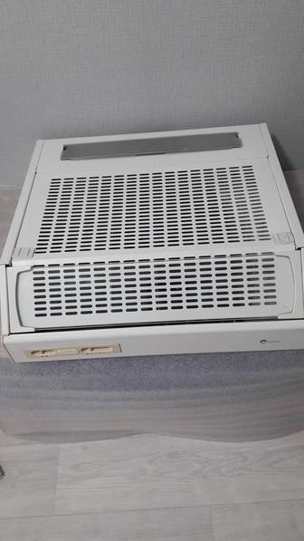 Продам вытяжку подвесную