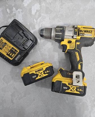 Шуруповерт Dewalt 996