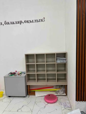 Стеллаж/полка для офиса, кабинета