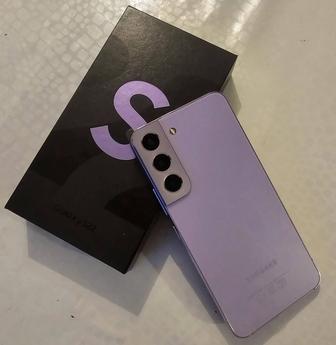 Продам телефон Samsung S22