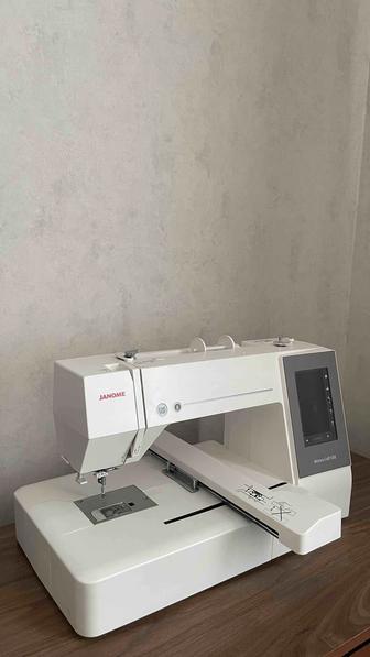 вышивальная машина Janome 550E