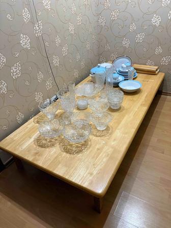 стол обеденный