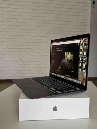 MacBook Air M1 8/256