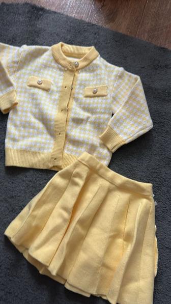 Продам костюм детский