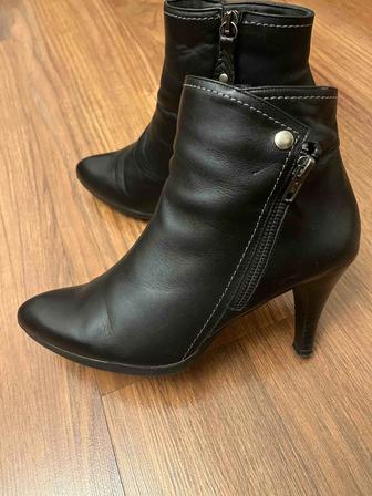 Ботильоны кожаные 38 размер