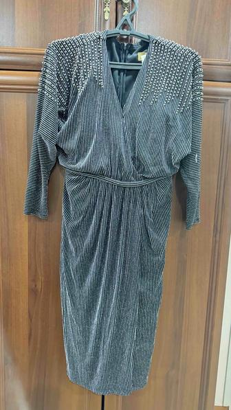 Продам платье