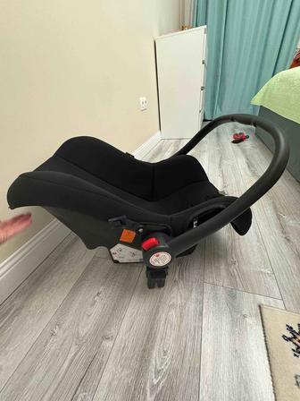 Продам автокресло