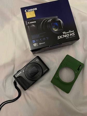 Продам фотоаппарат Canon Powershot SX740 HS