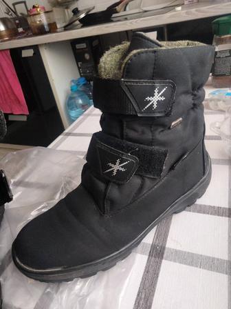 Продам сноуды 38