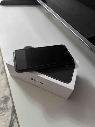 Продам IPhone 11