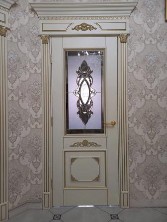 Установка дверей есік орнату