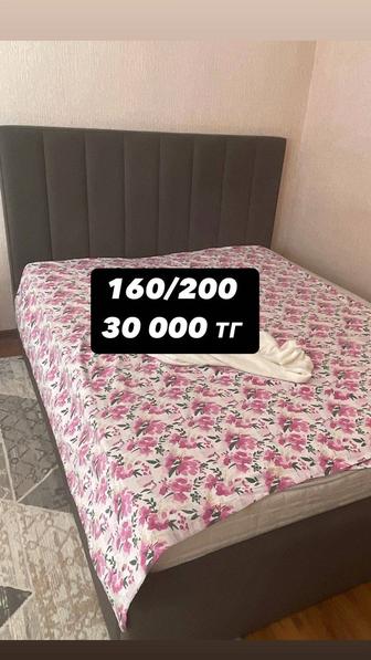 Кровать мягкая 160/200