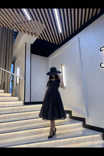 Продам красивое, вечернее платье, сшитое на заказ