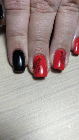 Маникюр,педикюр.