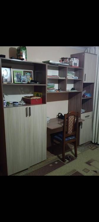 Школьный уголок